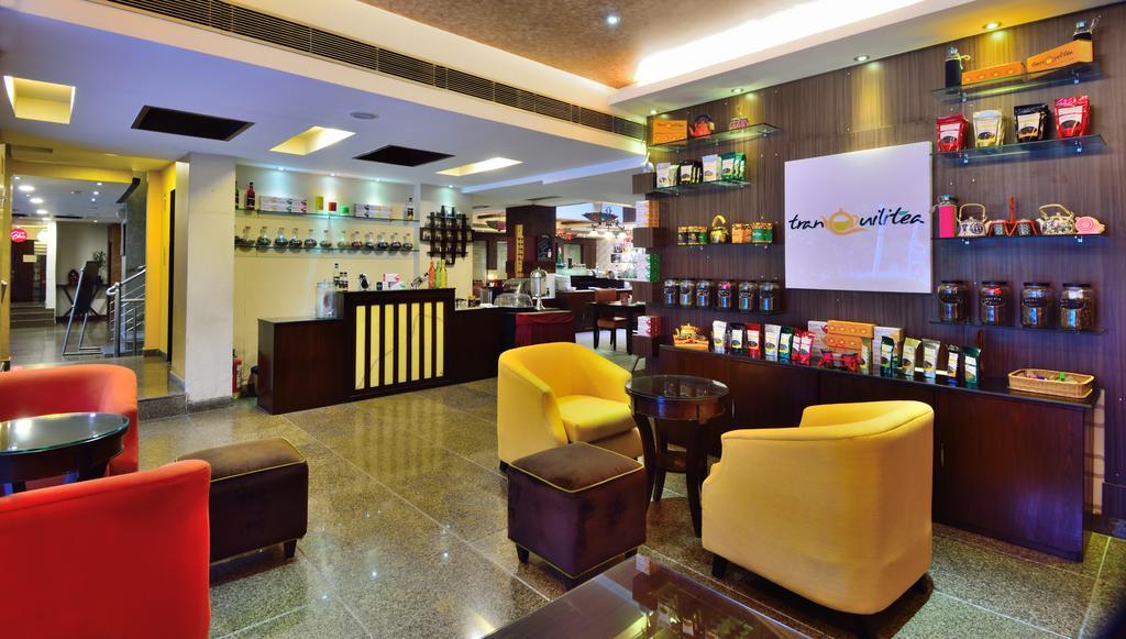 Crossroads Hotel Gurgaon Eksteriør billede